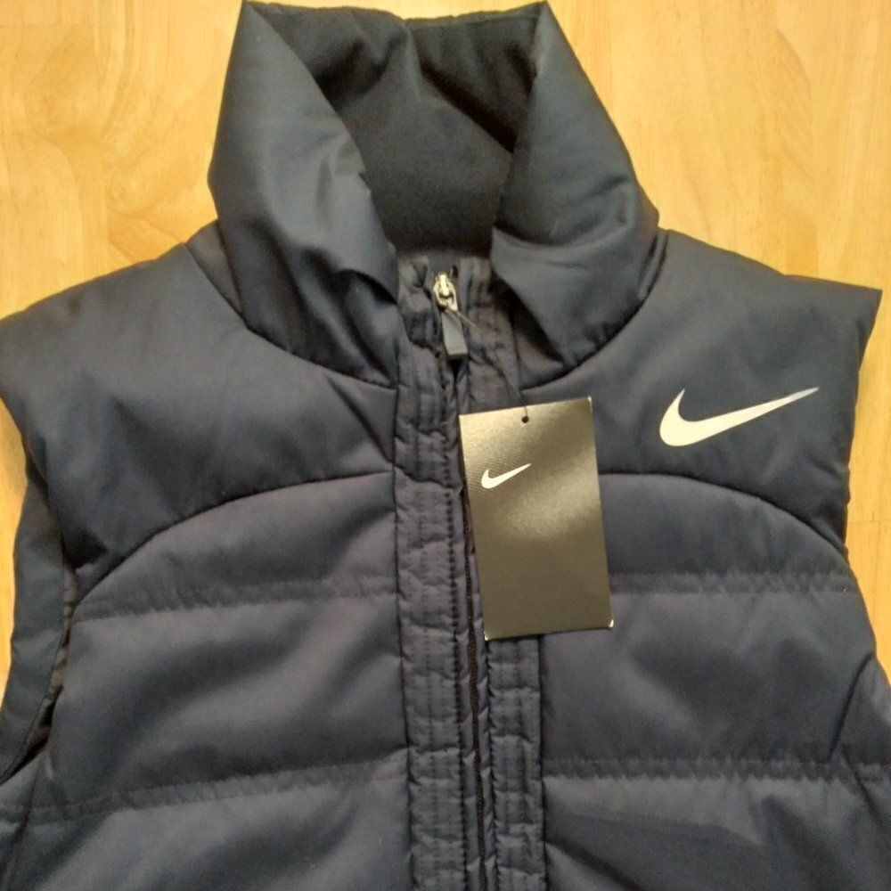 NWT Nike Puffer Vest Women